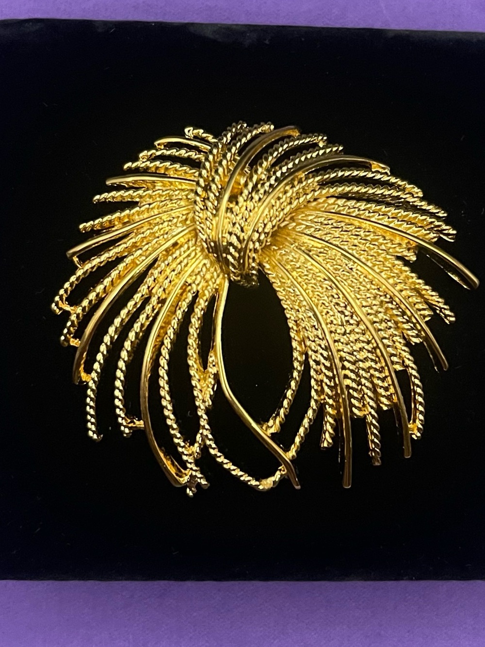 Vintage Signed Monet Mirador Brooch Pin 1960’s Gold Tone Sunburst Waterfall 2”